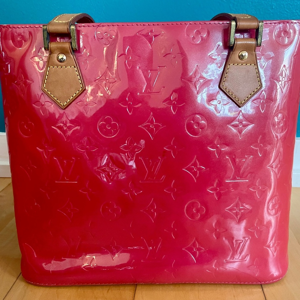 Authentic LOUIS VUITTON Monogram Vernis Houston handBag